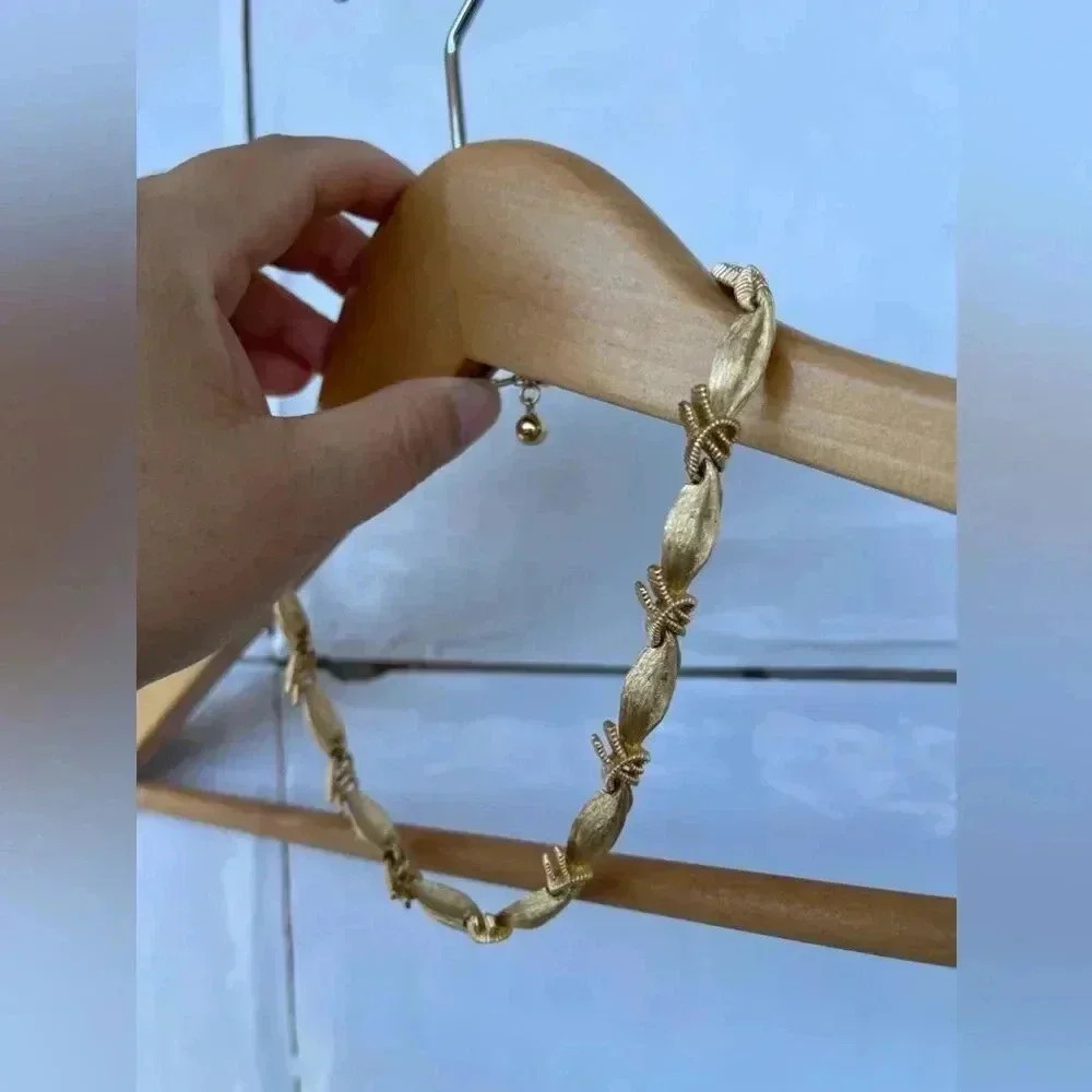 TRIFARI vintage necklace - Picture 4 of 12